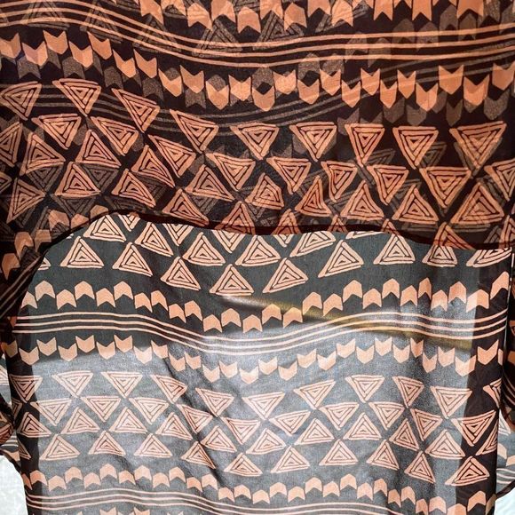 Forever 21 Lo/hi top size L - Picture 8 of 11